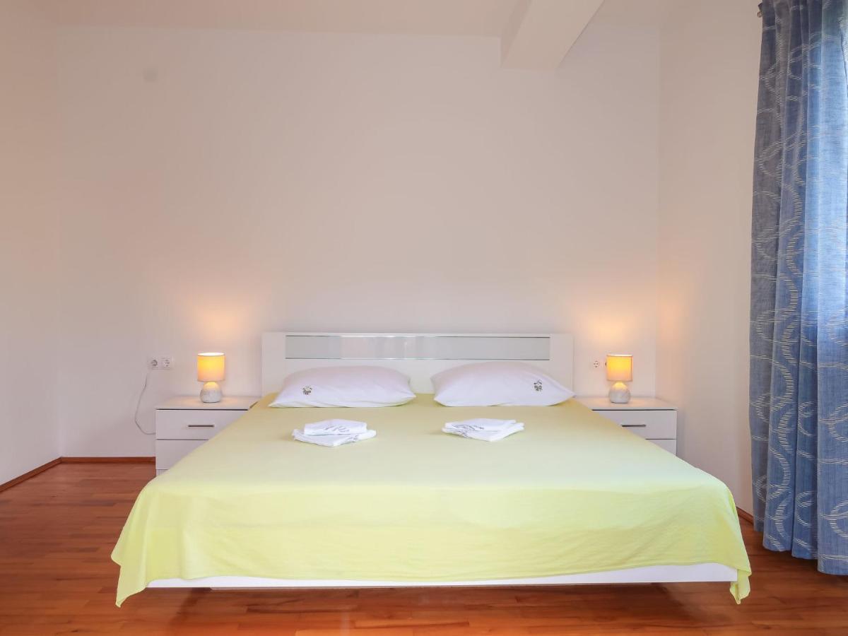 Apartment Vera - Mlk325 By Interhome Malinska Dış mekan fotoğraf