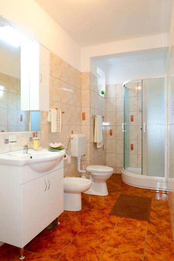 Apartment Vera - Mlk325 By Interhome Malinska Dış mekan fotoğraf